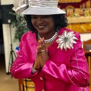 Meet your Posher, Elder linda